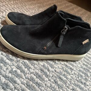 Ecco woman’s sneakers